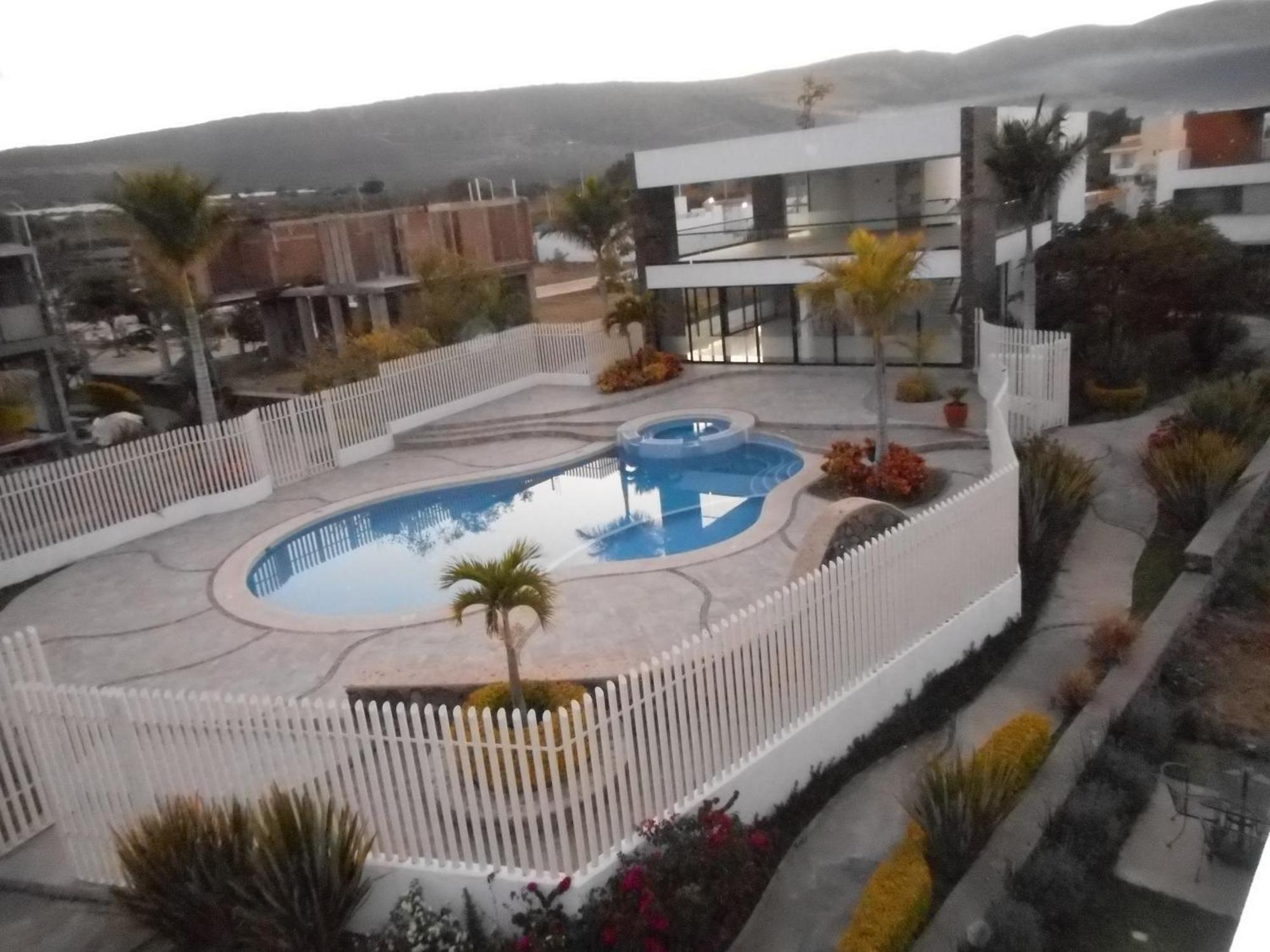 Hermosa Casa En Orilla Del Lago -Zona De Villedos- San Cristobal Zapotitlan Eksteriør bilde